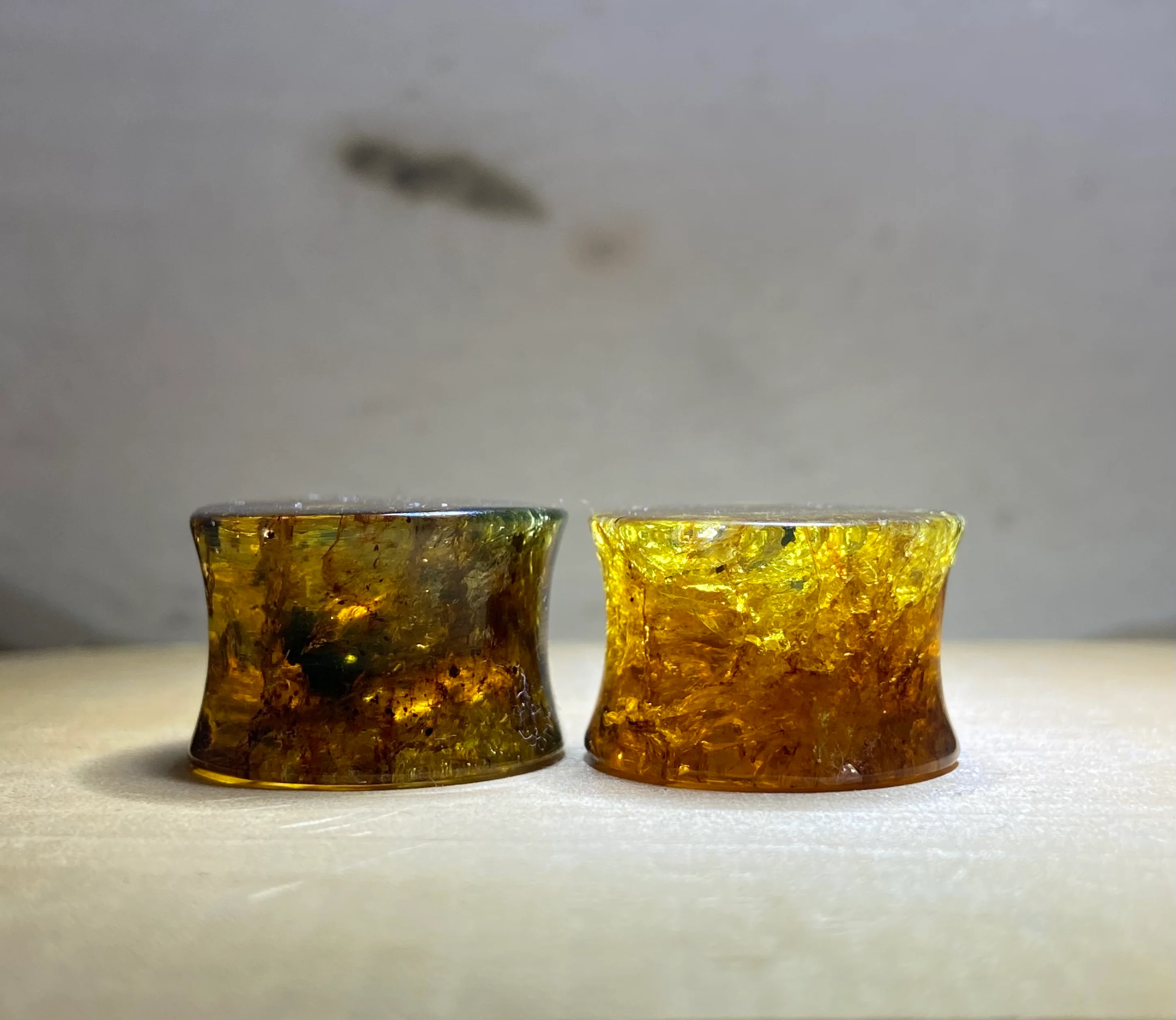 Double Flare Genuine Amber Plugs - Image 4