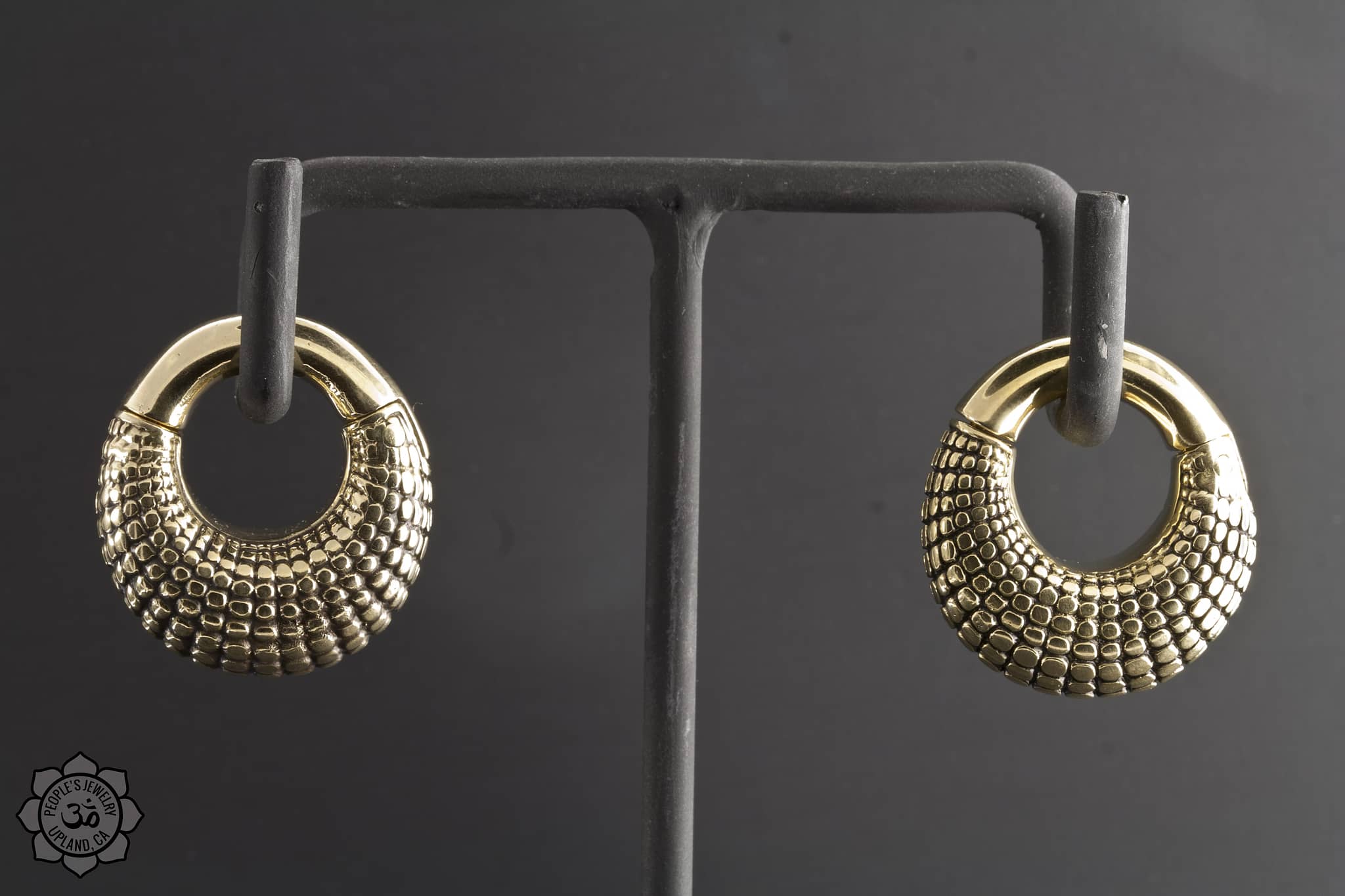 Brass Armadillo Circle Clickers by Peoples Jewelry - Image 5