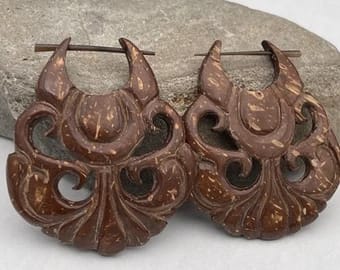 Coconut Pin Earrings - Image 3