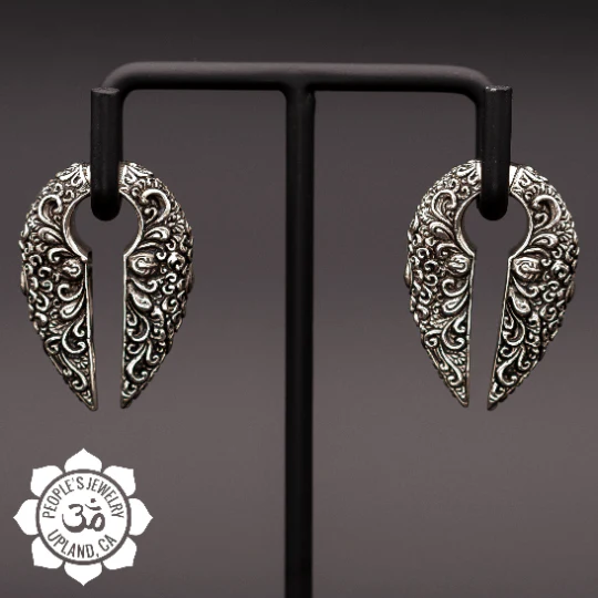 Ornate Brass Keyhole Weights by Peoples Jewelry - Image 3